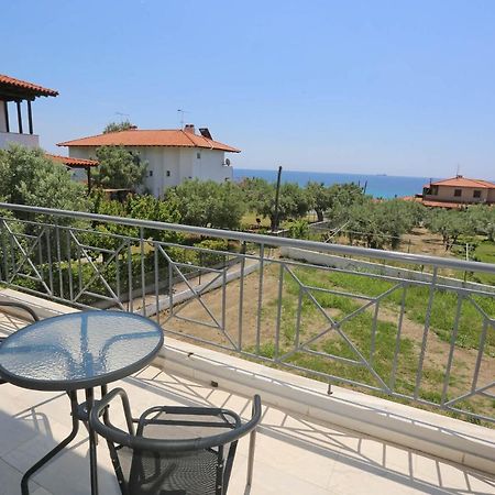 Merida Apartments Мола Калива Екстериор снимка