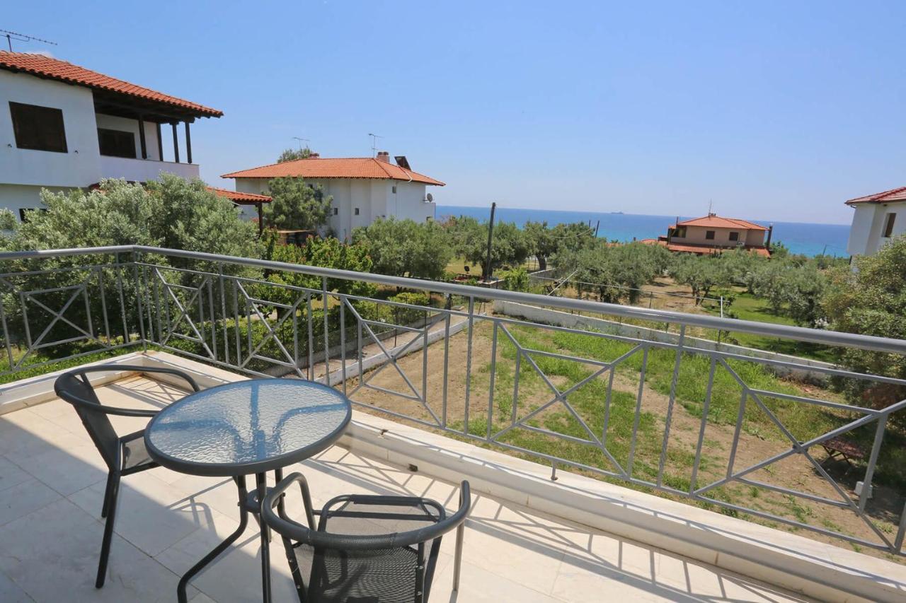 Merida Apartments Мола Калива Екстериор снимка