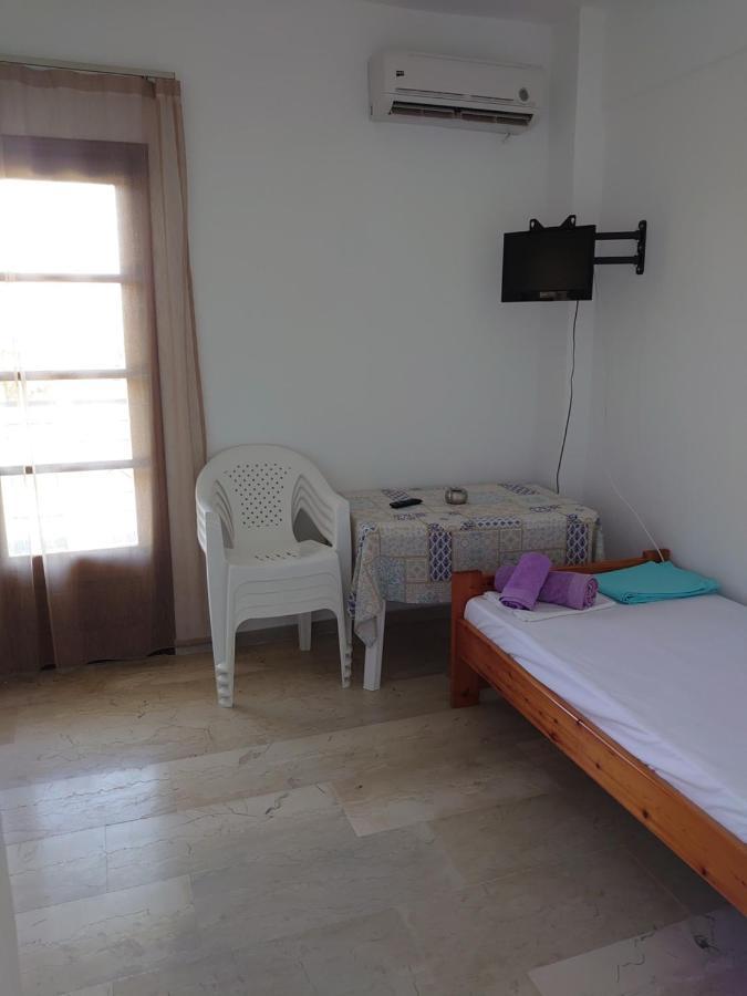Merida Apartments Мола Калива Екстериор снимка
