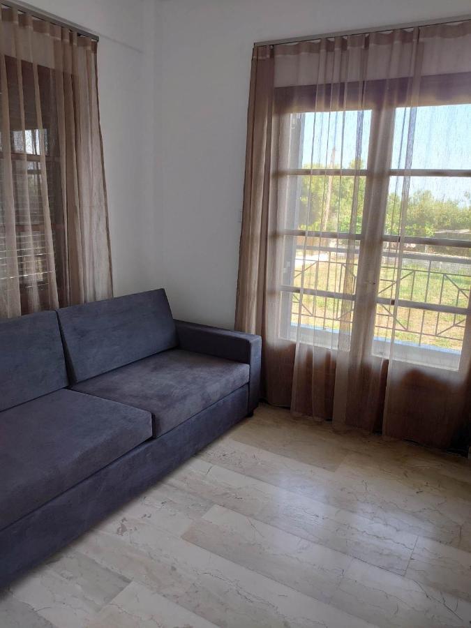 Merida Apartments Мола Калива Екстериор снимка