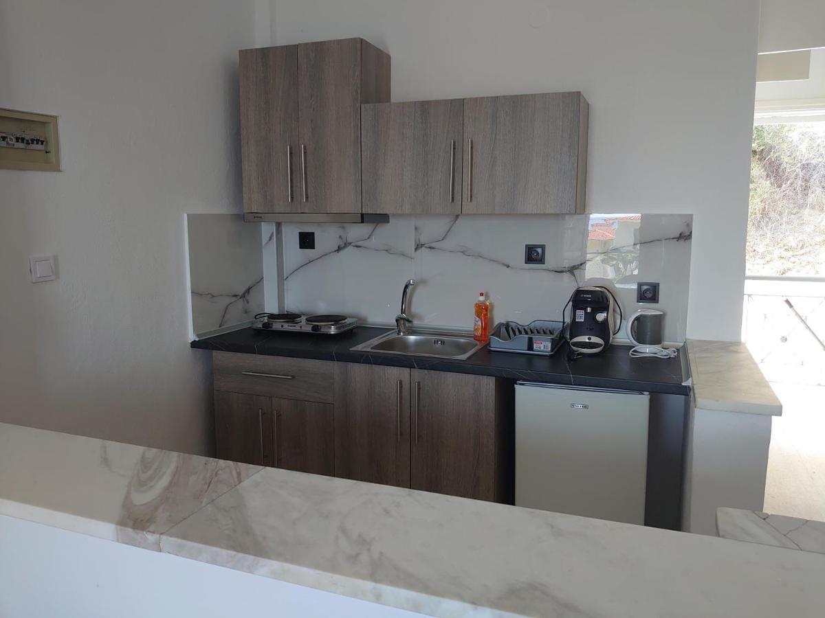 Merida Apartments Мола Калива Екстериор снимка