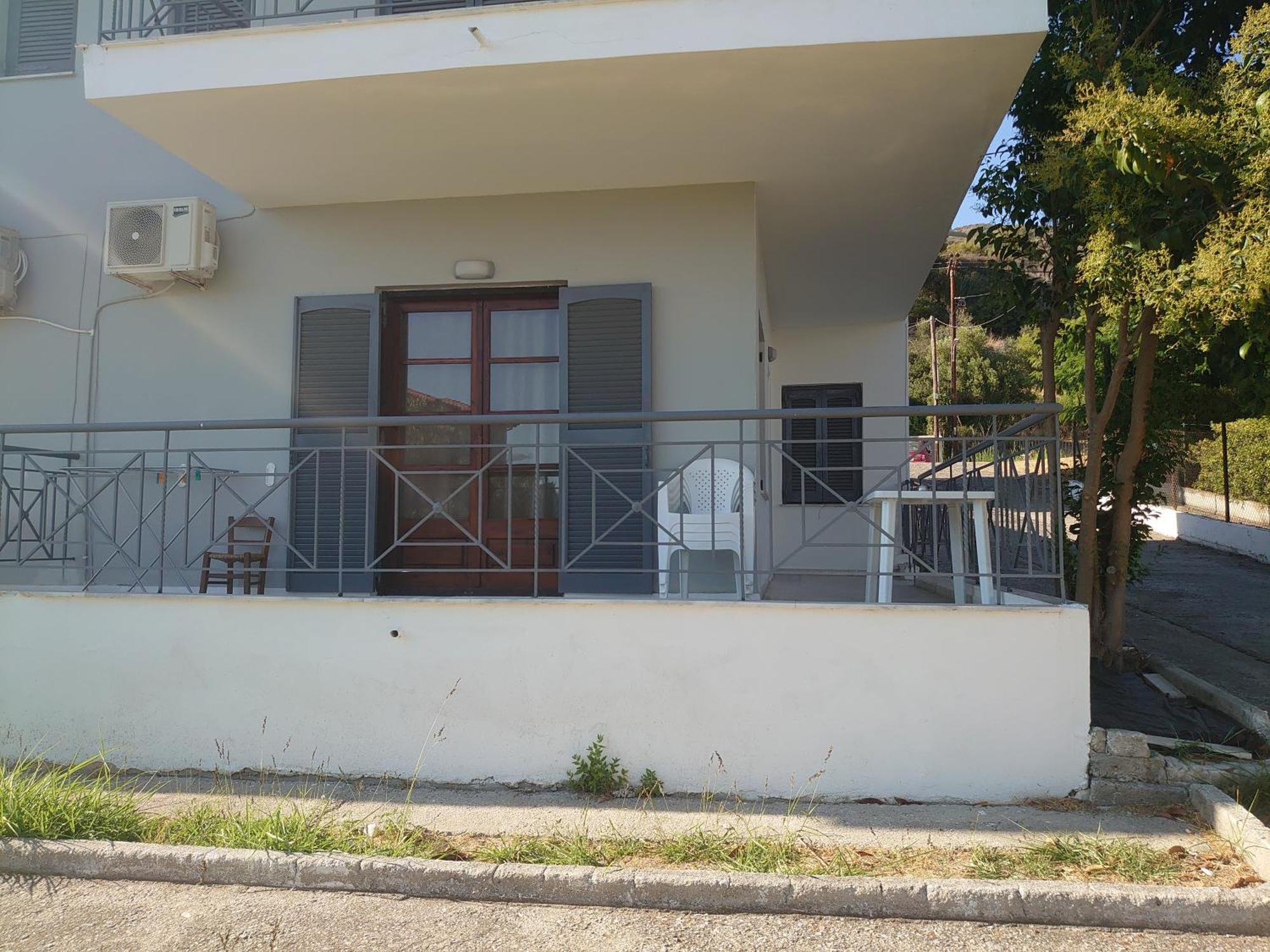 Merida Apartments Мола Калива Екстериор снимка