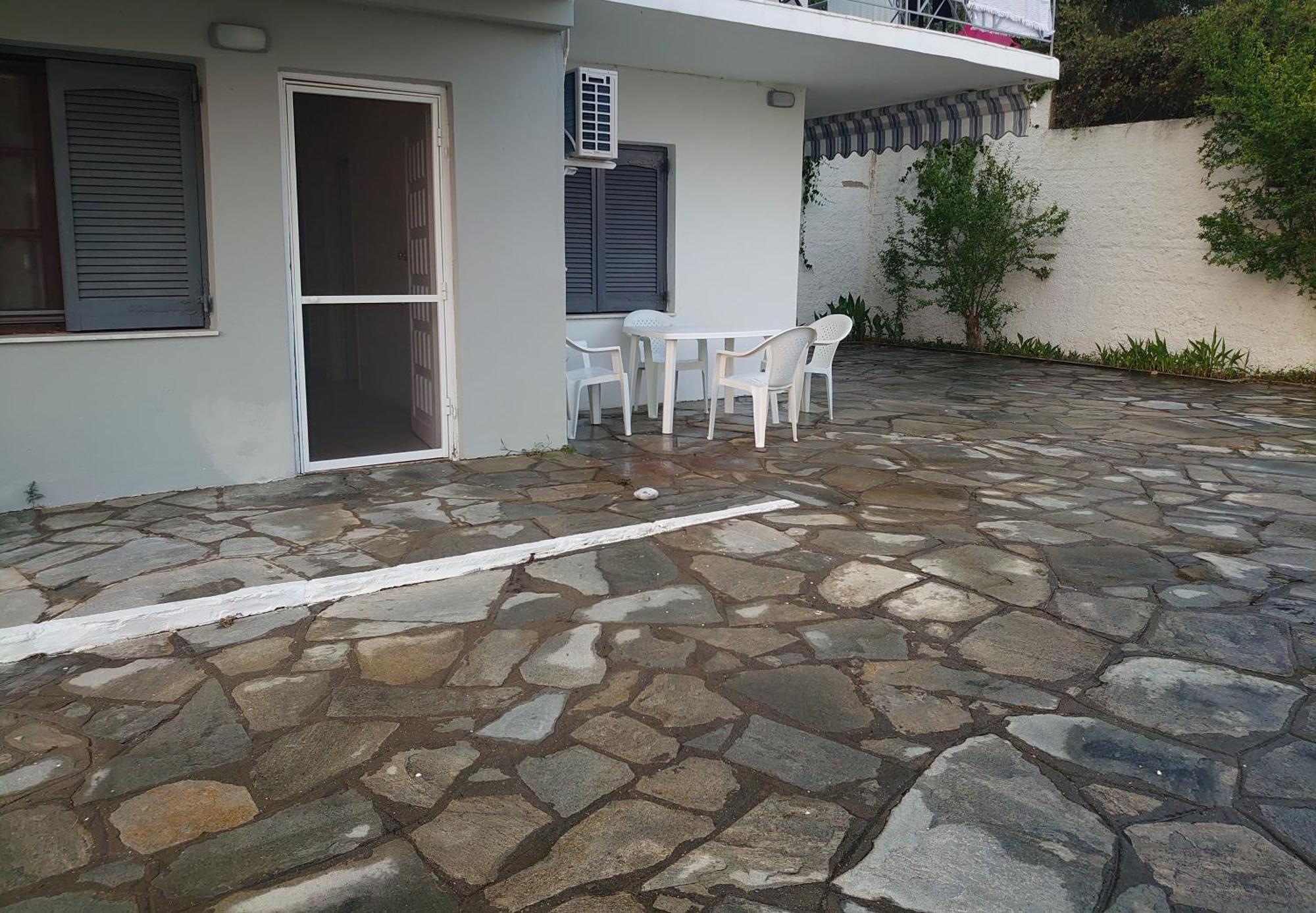Merida Apartments Мола Калива Екстериор снимка